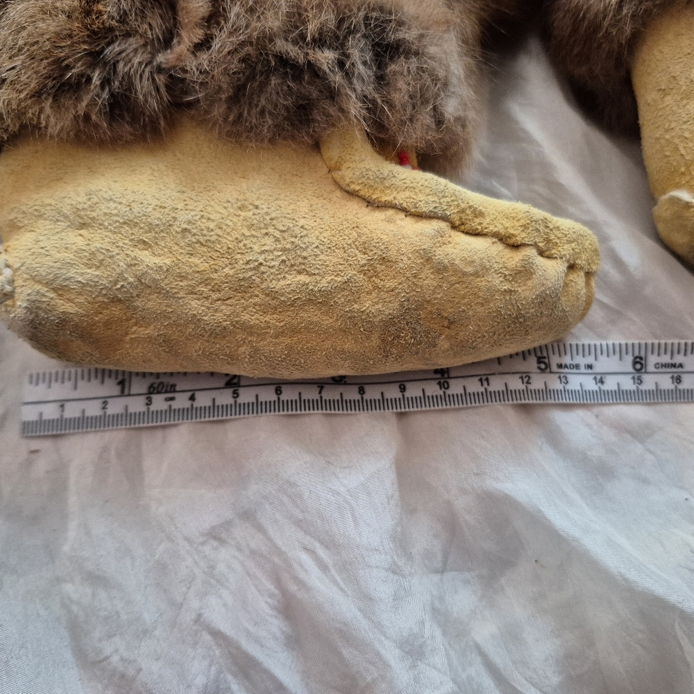 Baby Mukluks Beaded Moccasin Boots Suede And Fur - Picture 6 of 6